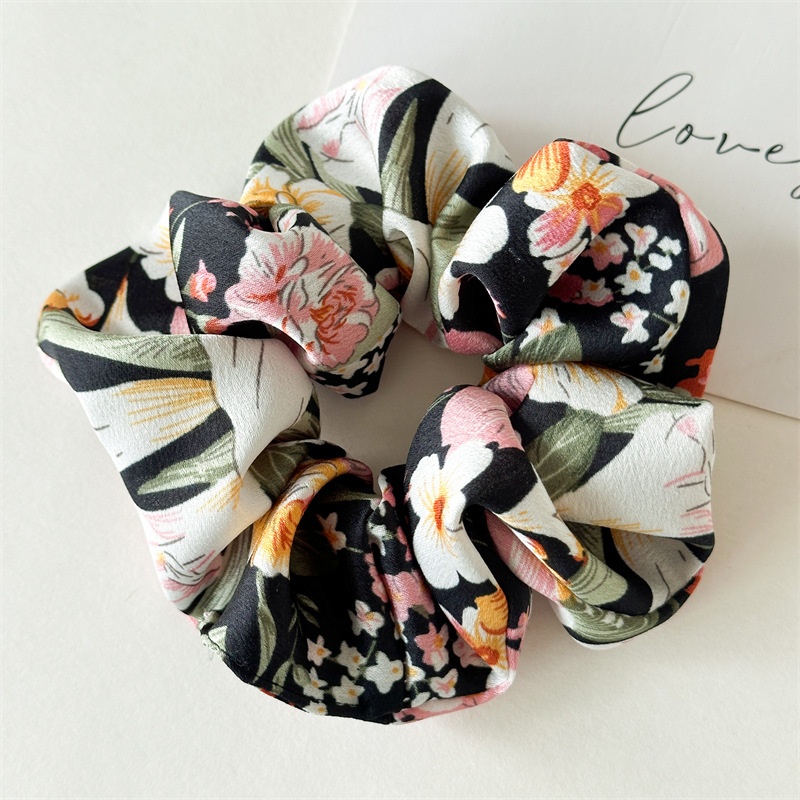 Women's Elegant Daily Banquet Cloth Hair Scrunchie Floral Pattern