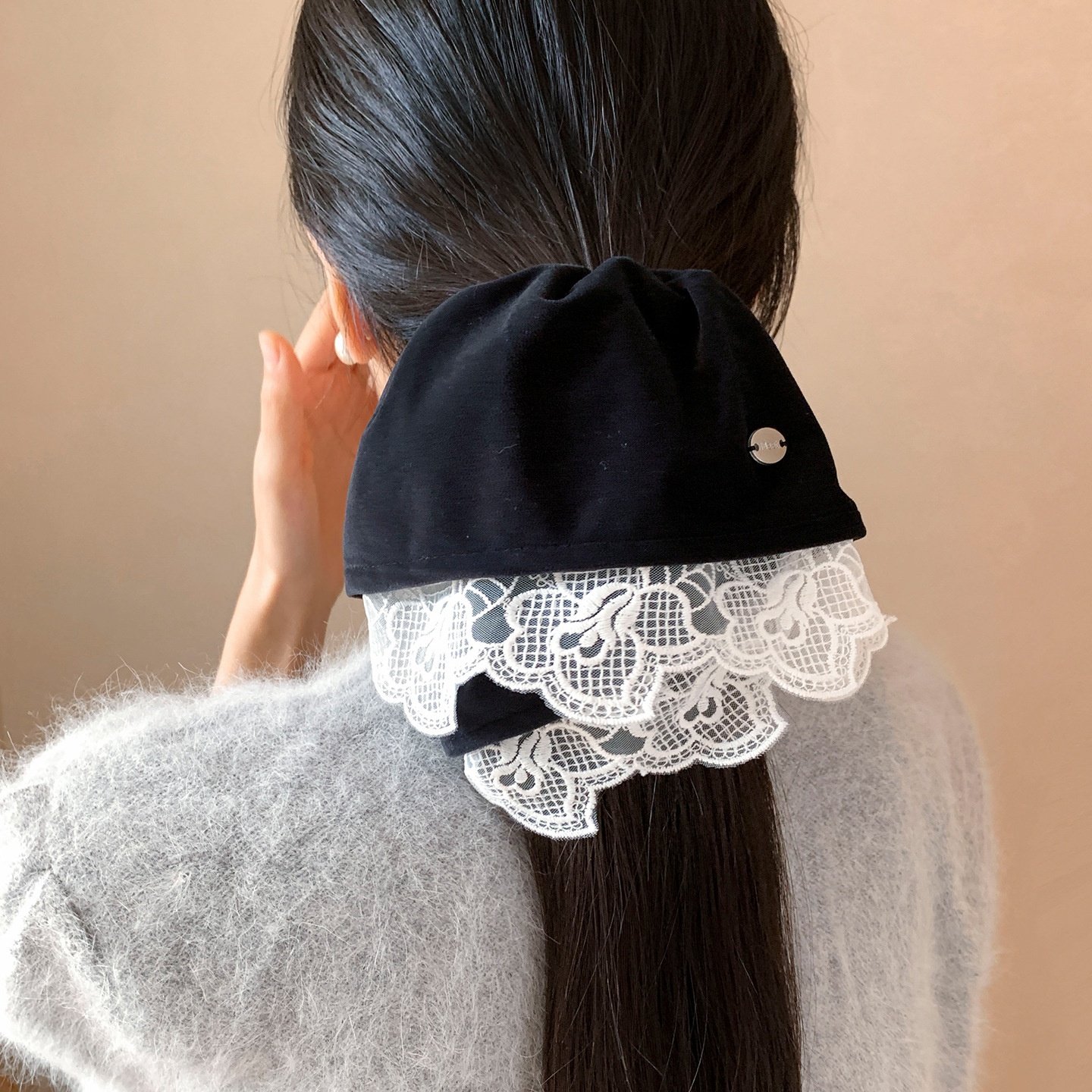 Women's Autumn Winter Velvet Hair Tie French Retro Large Black Lace