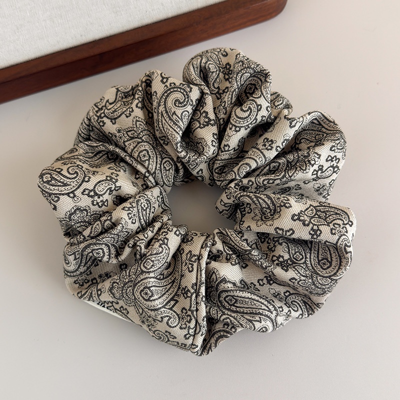 Women's Non-Damaging Cloth Ponytail Scrunchie Retro Paisley Print