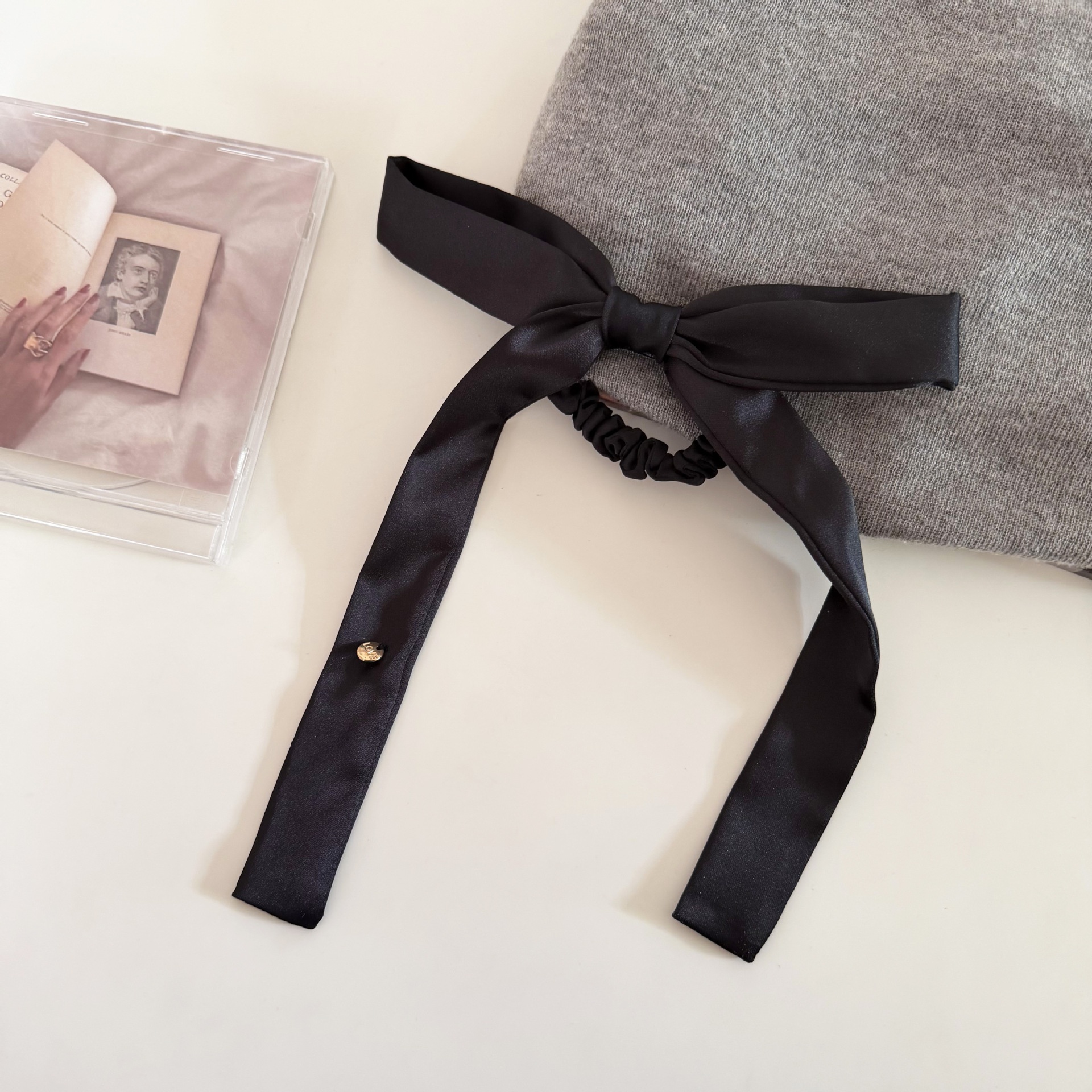 Women Fashionable Velvet Low Ponytail Holder Hair Tie Bow Knot