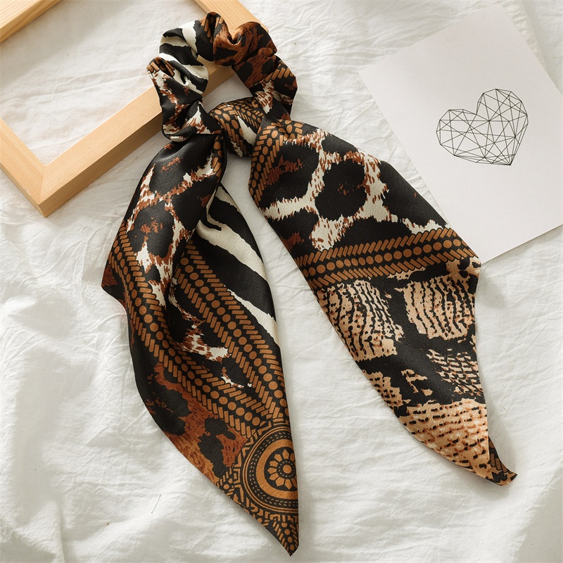 Women's Casual Holiday Cloth Headband Hair Accessories Elegant Striped