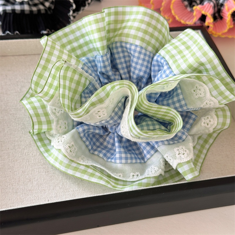 Women's Elegant Cloth Hair Tie for Weekend Banquets Chic Plaid