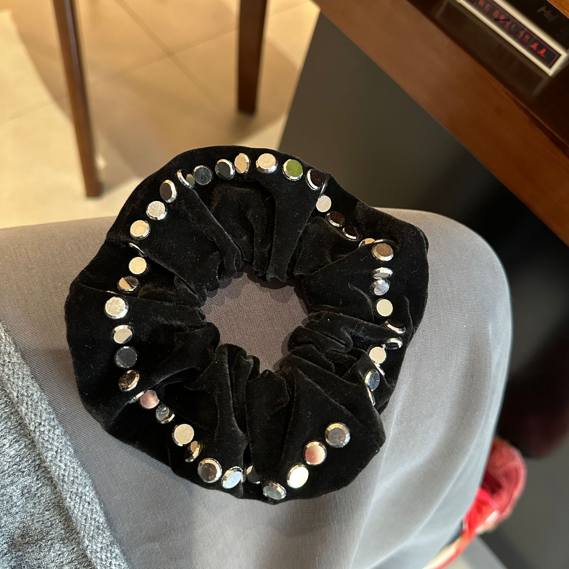 Women's Vintage Velvet Crystal Ponytail Hairband Solid Coffee Black