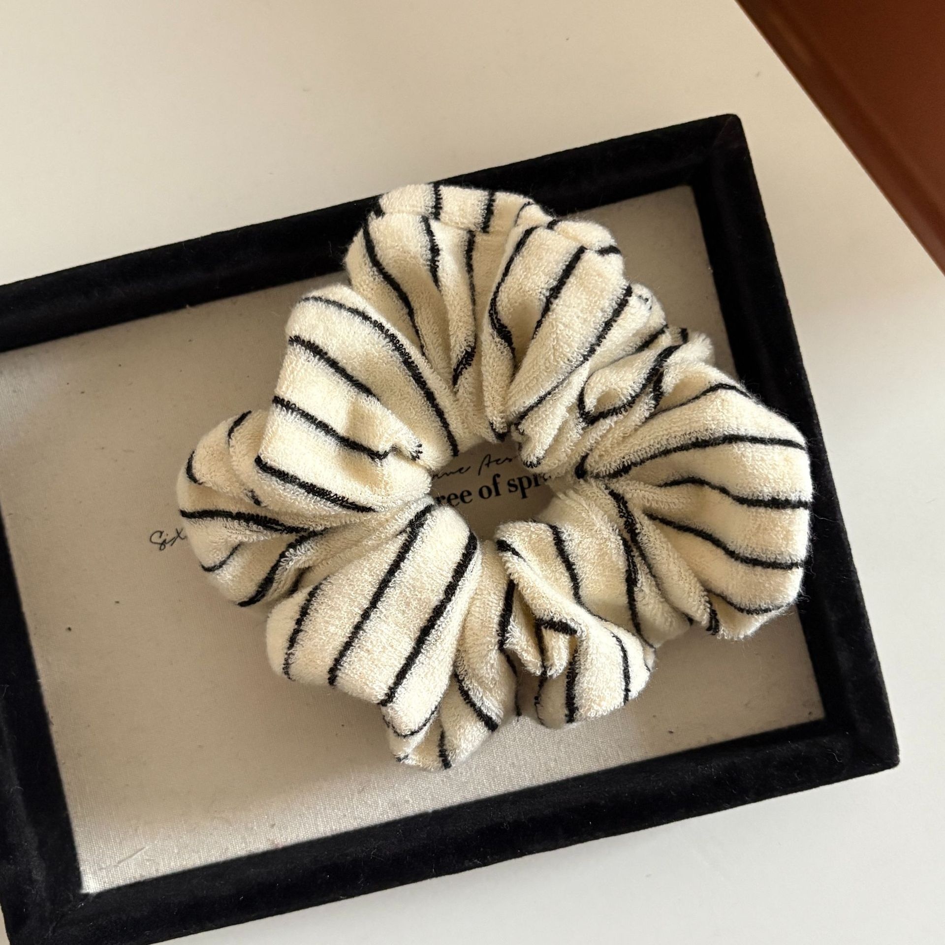 Women's Chic Striped Plush Knit Hair Tie, Soft Autumn Winter Black Scrunchie