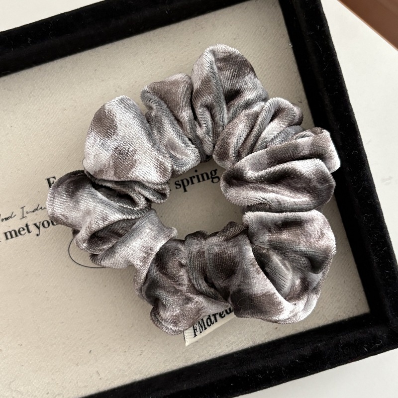 Women's Spring Retro Velvet Hair Tie Scrunchie Purple Leopard Print