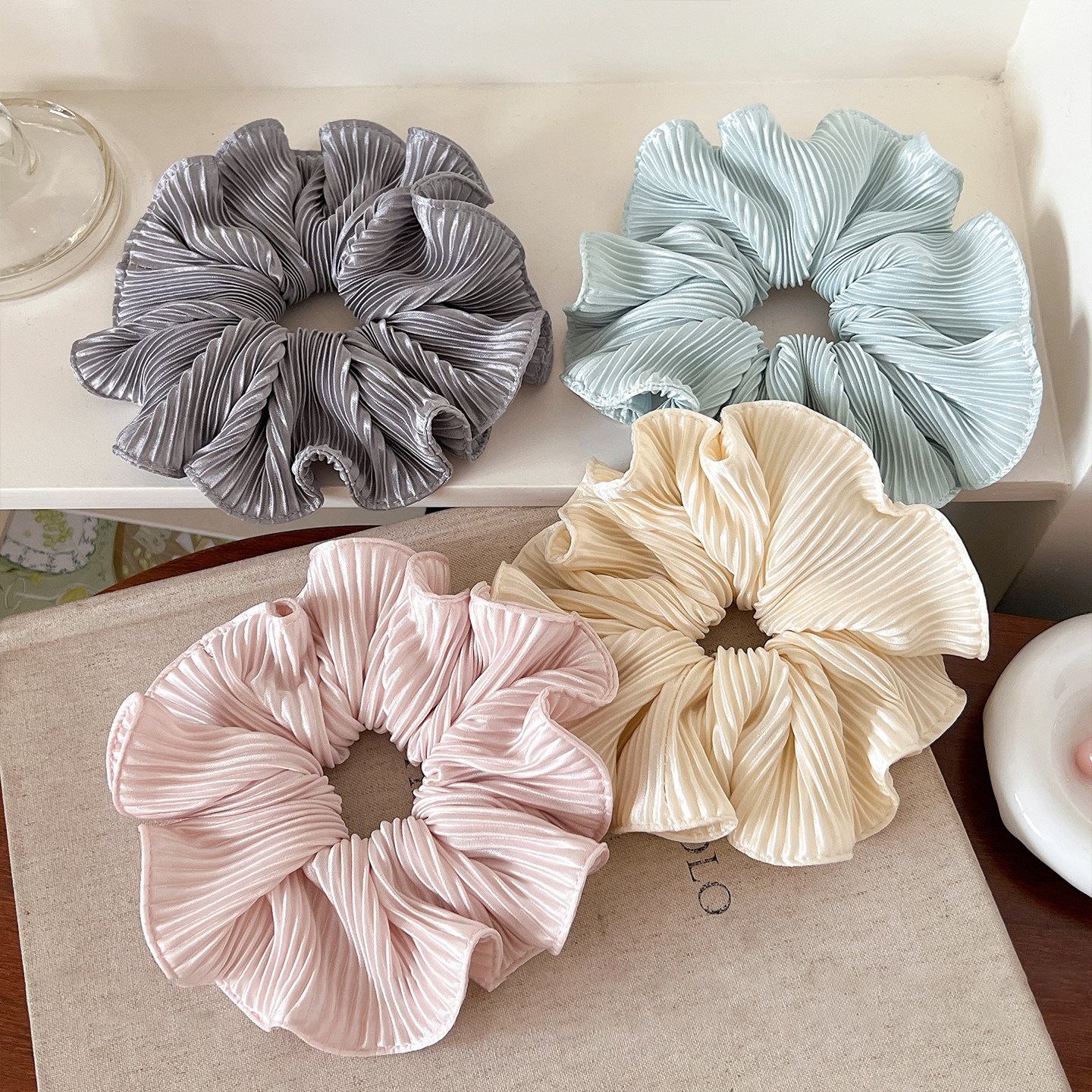 Women's Spring Everyday Cloth Hair Tie Scrunchie Grey Striped