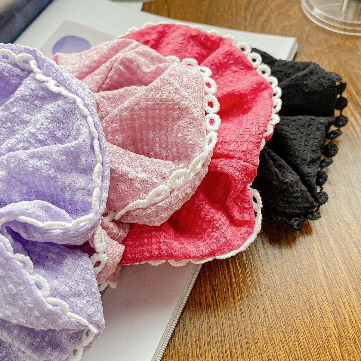 Women's Elegant Lace Trimmed Scrunchie Forest Style Cloth Hair Tie Hair Rope