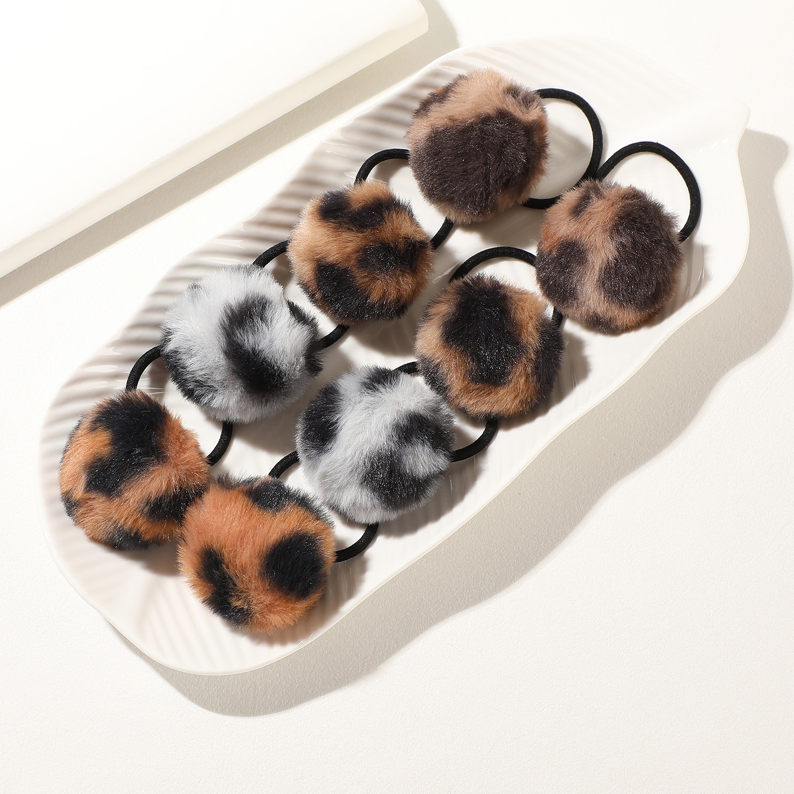 Women's Winter Plush High Elasticity Pom Pom Hair Tie Leopard Print