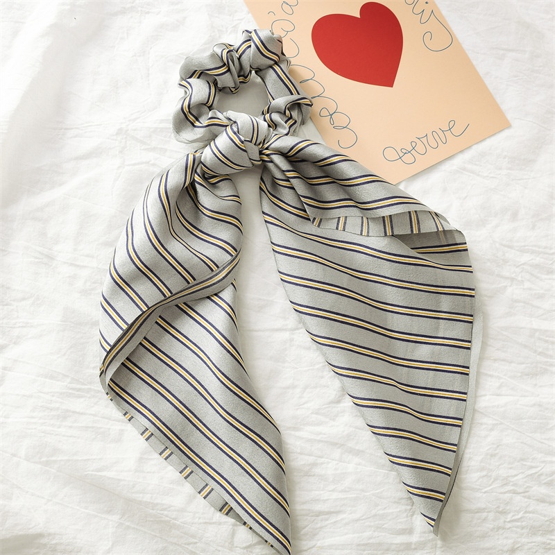 Women's Casual Holiday Cloth Headband Hair Accessories Elegant Striped