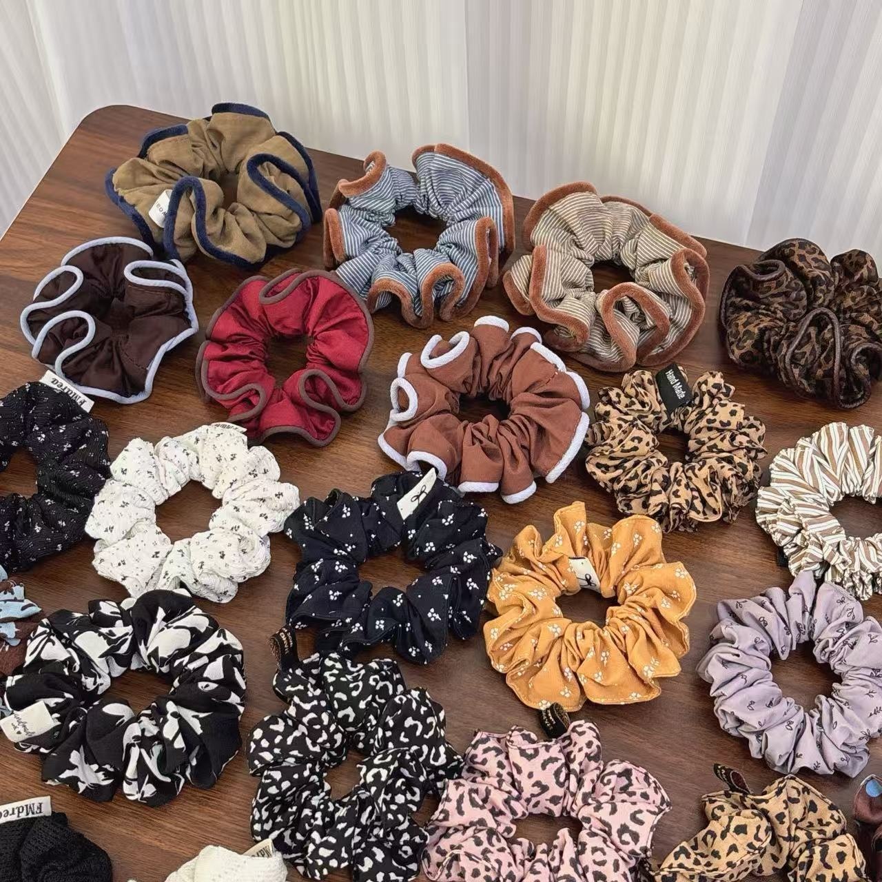 Women's Versatile Cotton Hair Scrunchies Ditsy Floral & Solid Color