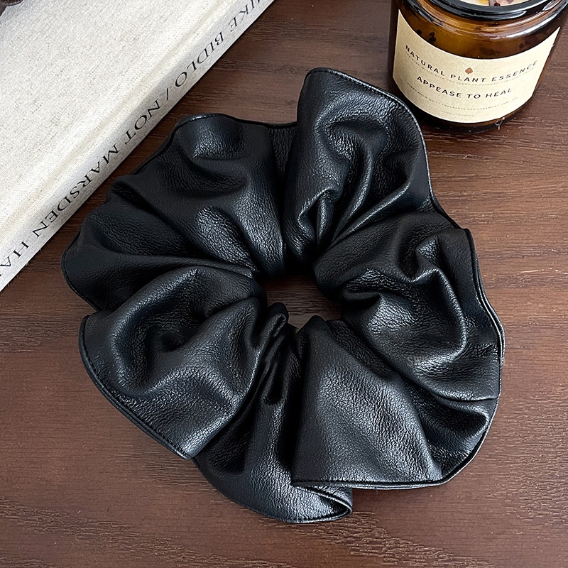 Women's Retro Leather Scrunchie Hair Tie Daily Holiday Solid Color