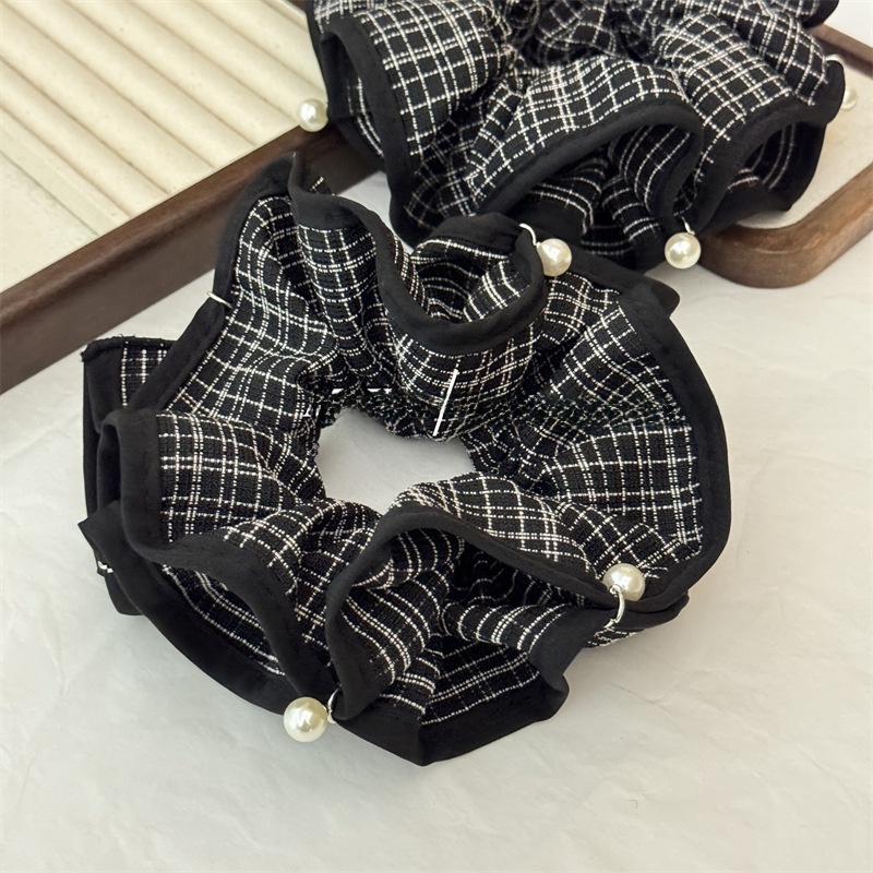 Women's Retro Pearl Cloth Scrunchie Hair Tie Black & White Checkered Plaid
