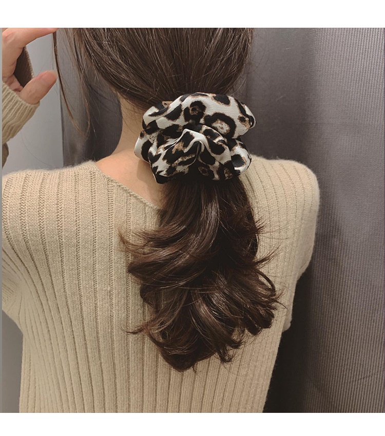 Women's Korean Style Daily Cloth Hair Scrunchie Leopard Print