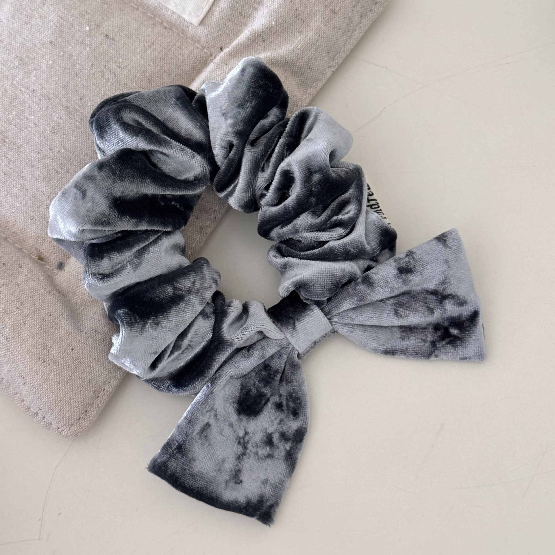 Women's Elegant Velvet Bowknot Hair Ties Large Solid Color Winter Scrunchies