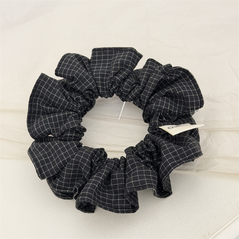 Women's Soft Cloth Hair Styling Scrunchies Black And White Checkered