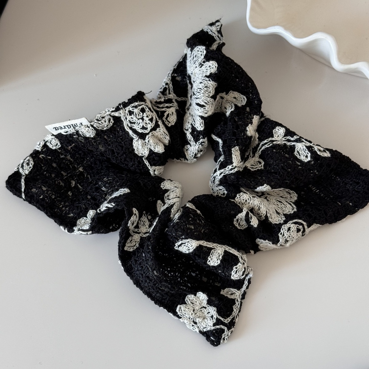 Women's Retro Knitted Flower Vine Hair Ties Cloth Headbands for Bun Styling