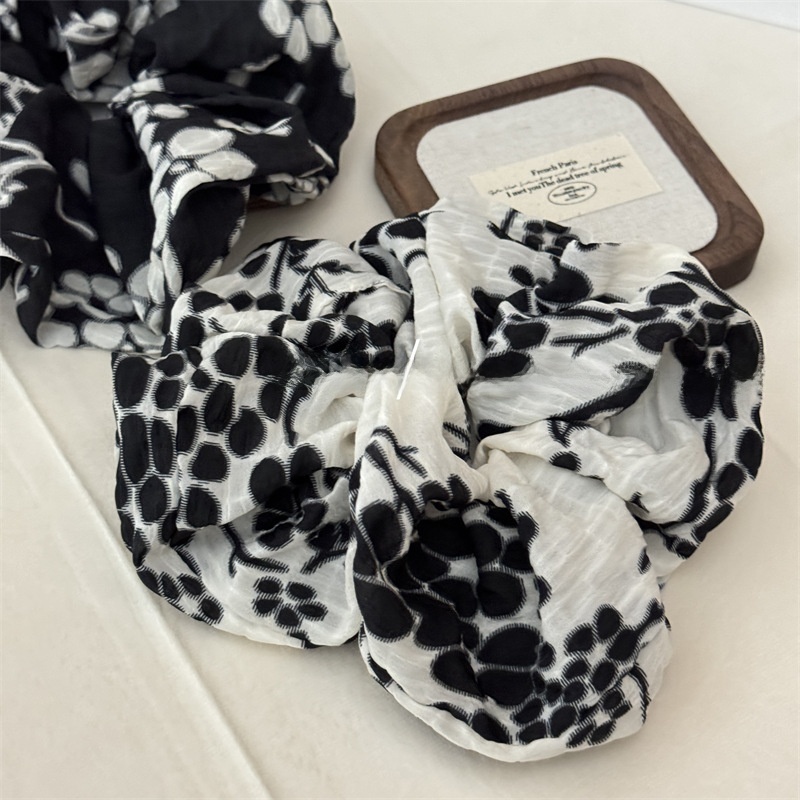 Women's Retro Spring Cloth Hair Tie Rubber Band Beige Ink Floral