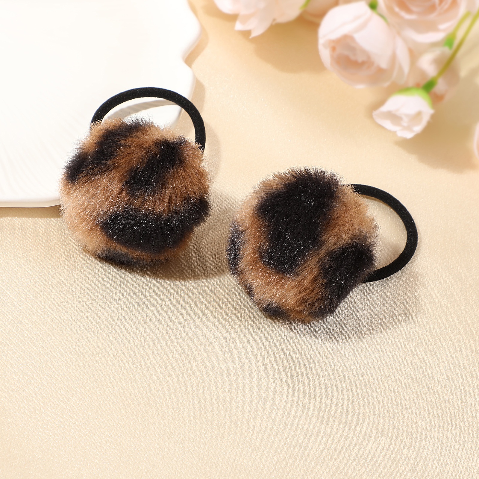 Women's Winter Plush High Elasticity Pom Pom Hair Tie Leopard Print
