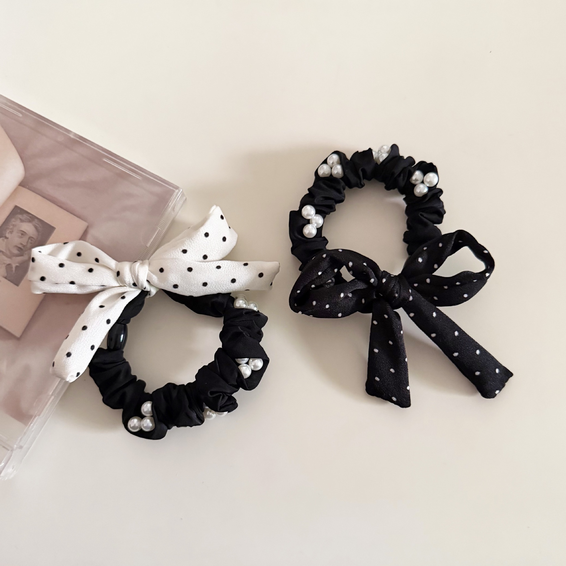 Women's Pearl Bowknot Cloth Elastic Hair Band Black And White Polka Dot