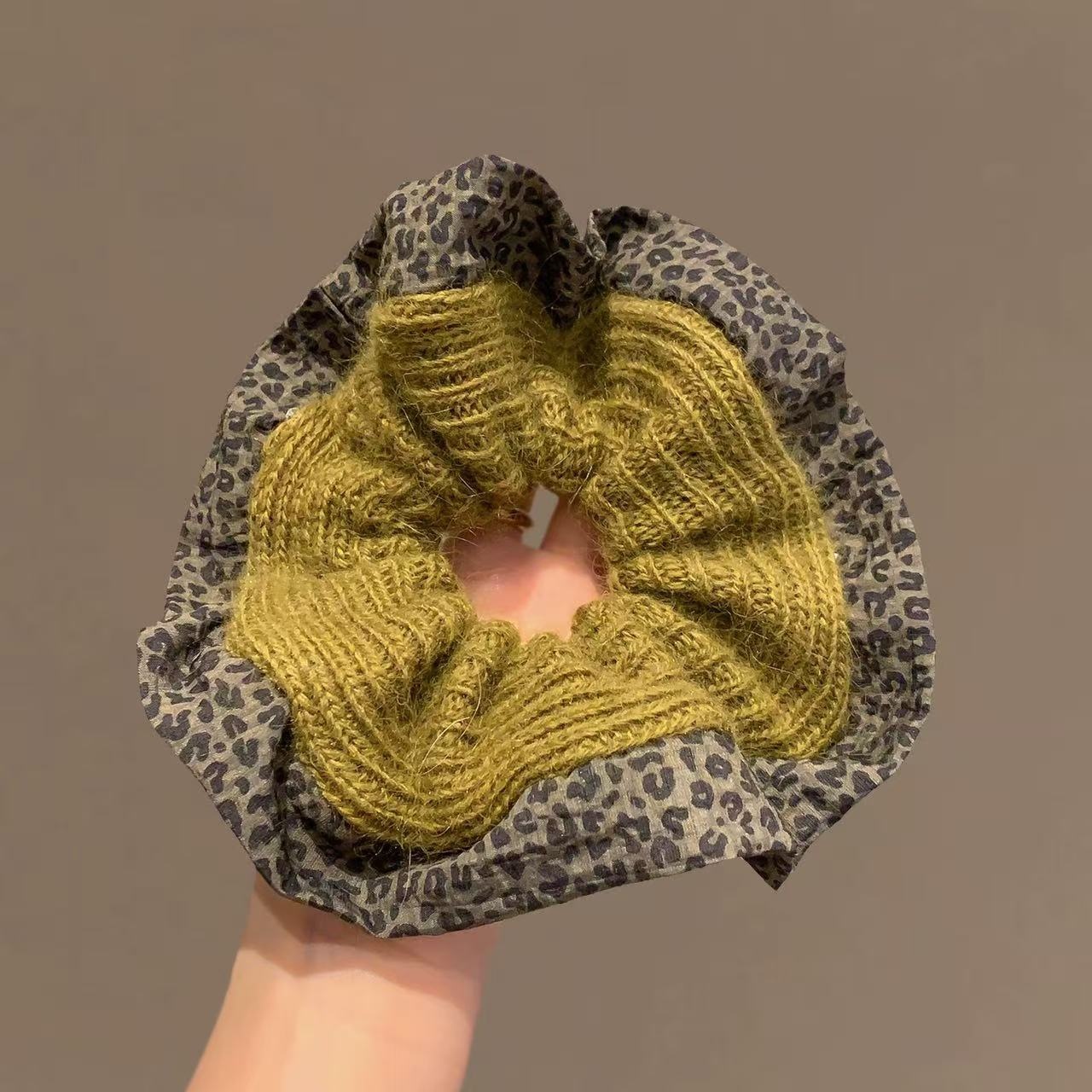 Women's Winter Knitted Elastic Hair Bands Retro Leopard Spotted