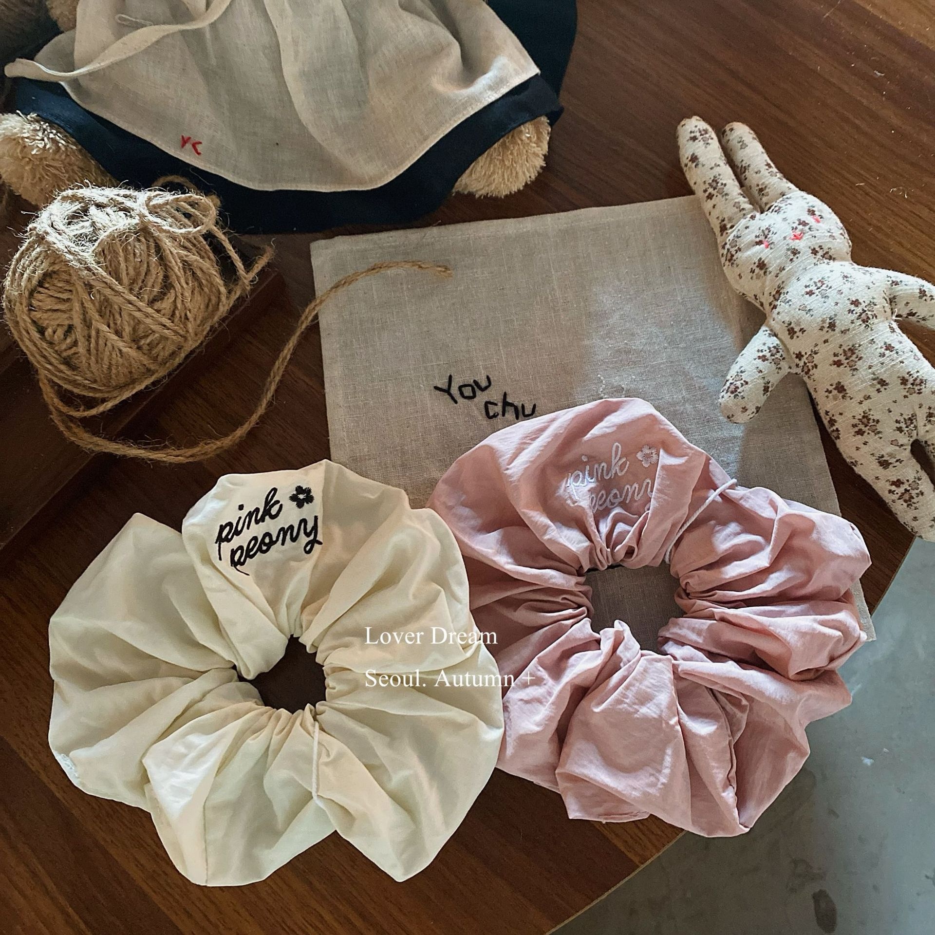 Women's Winter Daily Fabric Scrunchies Solid Color Embroidered Letter