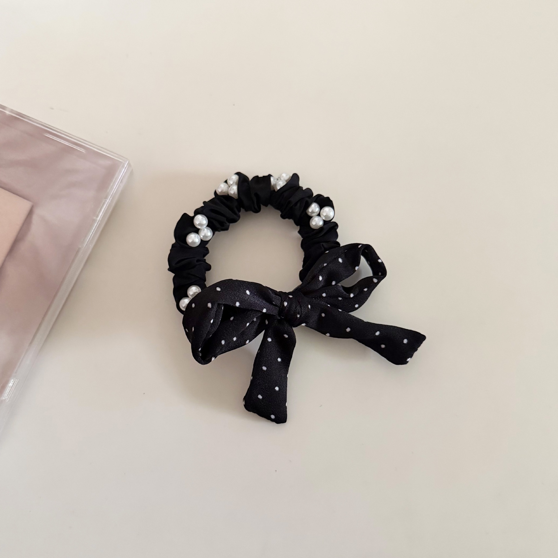 Women's Pearl Bowknot Cloth Elastic Hair Band Black And White Polka Dot
