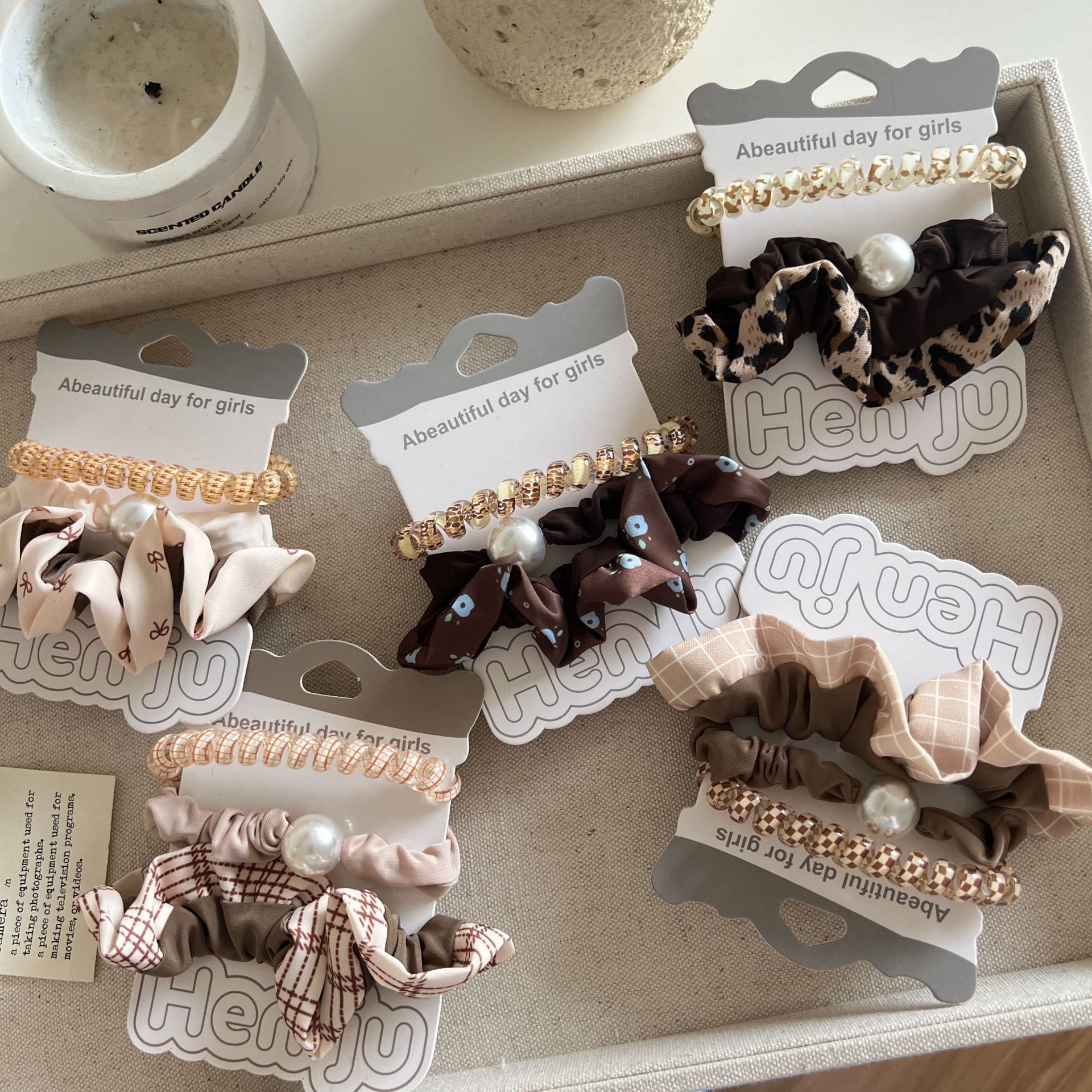 Women's Fabric Ponytail Hair Ties Vintage Leopard Print Pearl Ruffles