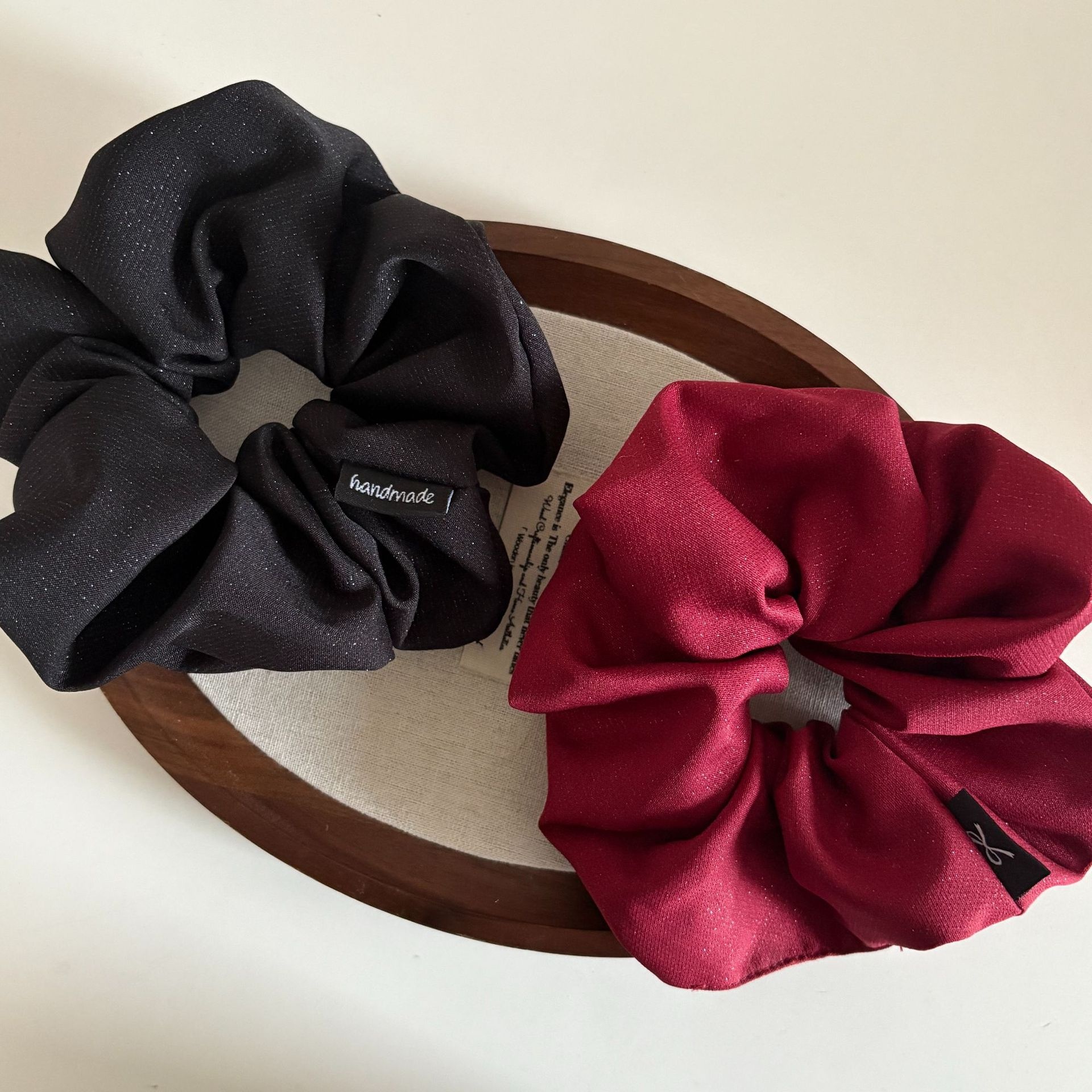 Women's Solid Color Cloth Hair Tie - Elegant Spring Accessory in Black & Red