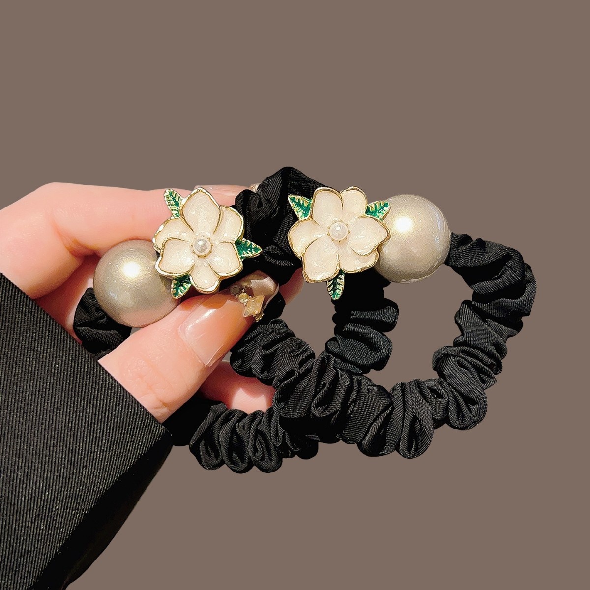 Women's High Elastic Pearl Ponytail Holder Black Camellia Flower