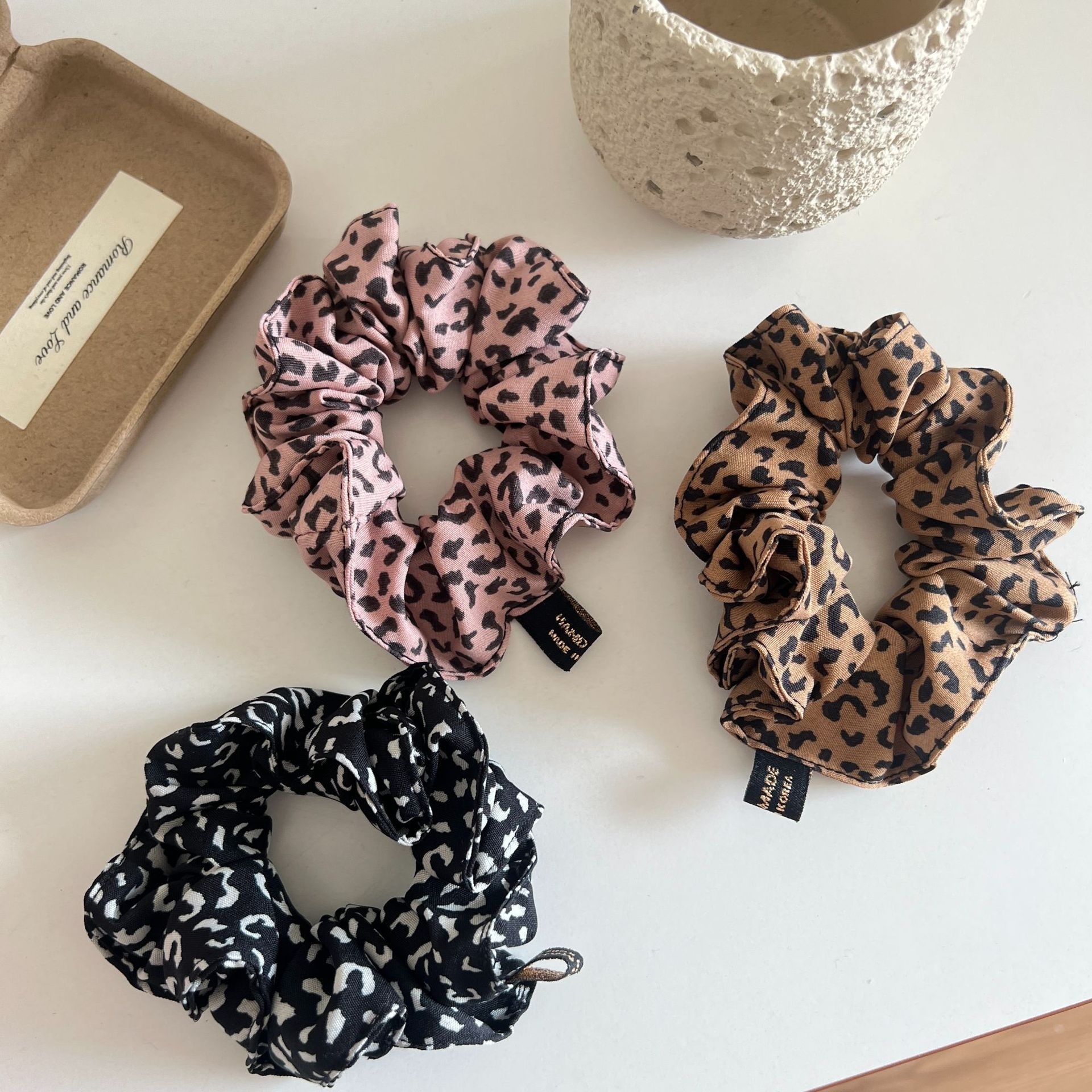Women's Vintage Autumn Winter Fabric Elastic Hair Tie Leopard Print
