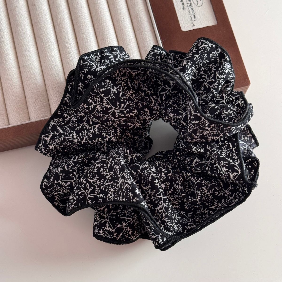 Women's Elegant Ditsy Floral Cloth Square Scarf Headband Autumn Winter