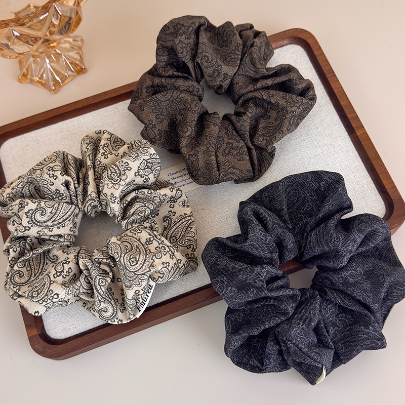 Women's Non-Damaging Cloth Ponytail Scrunchie Retro Paisley Print