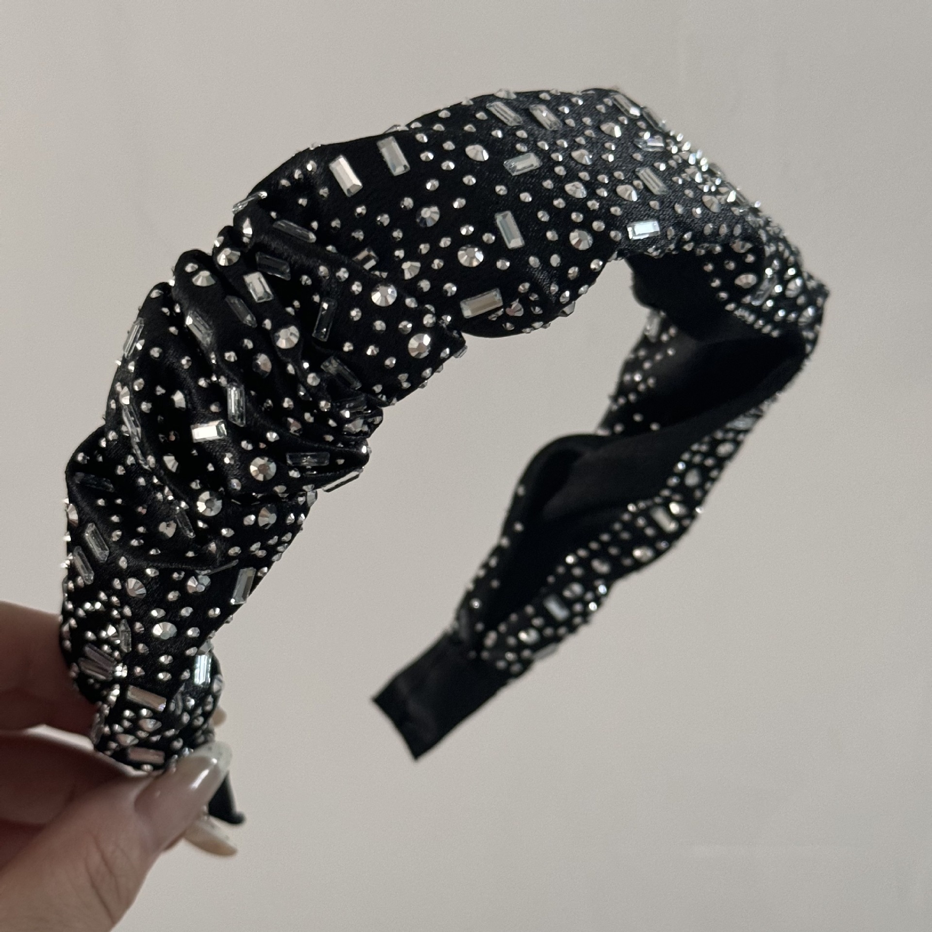 Women's Sweet Rhinestone Satin Summer Hair Tie Irregular Black