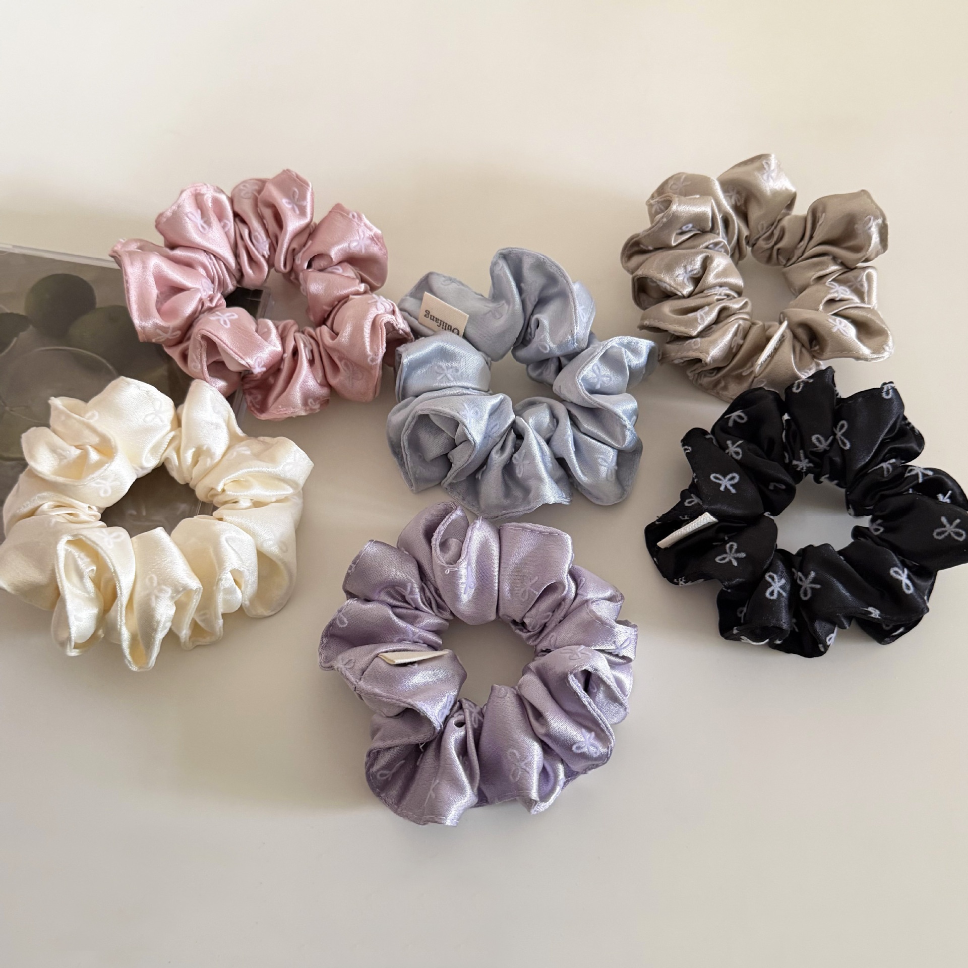 Women's Sweet Satin Spring Hair Rubber Band Champagne Bowknot