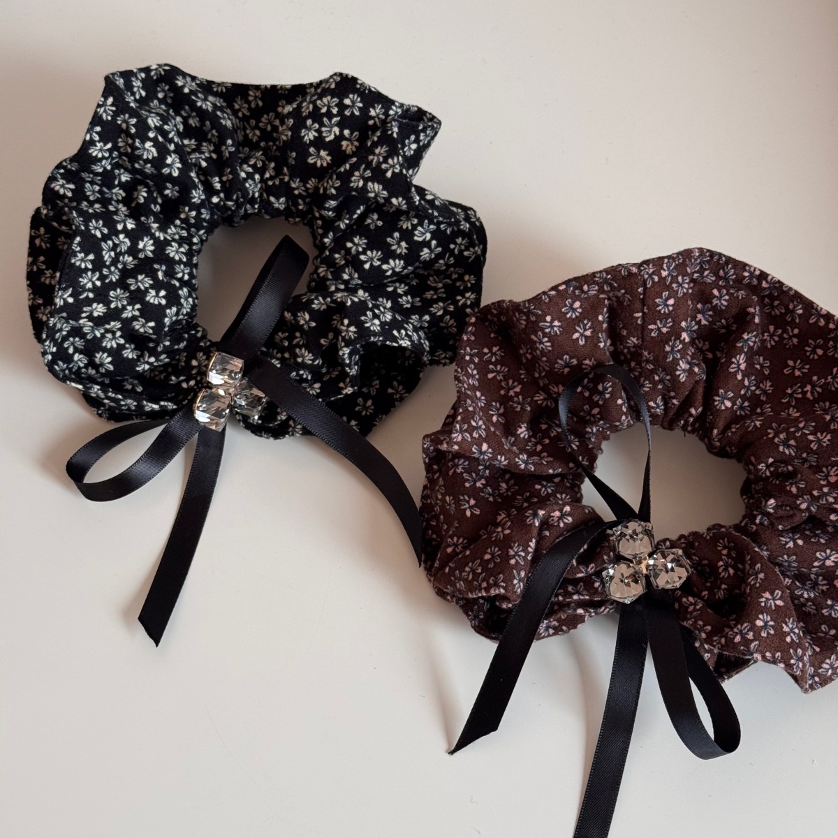 Women's Rhinestone Bowknot Cloth Hair Tie Black Coffee Ditsy Floral