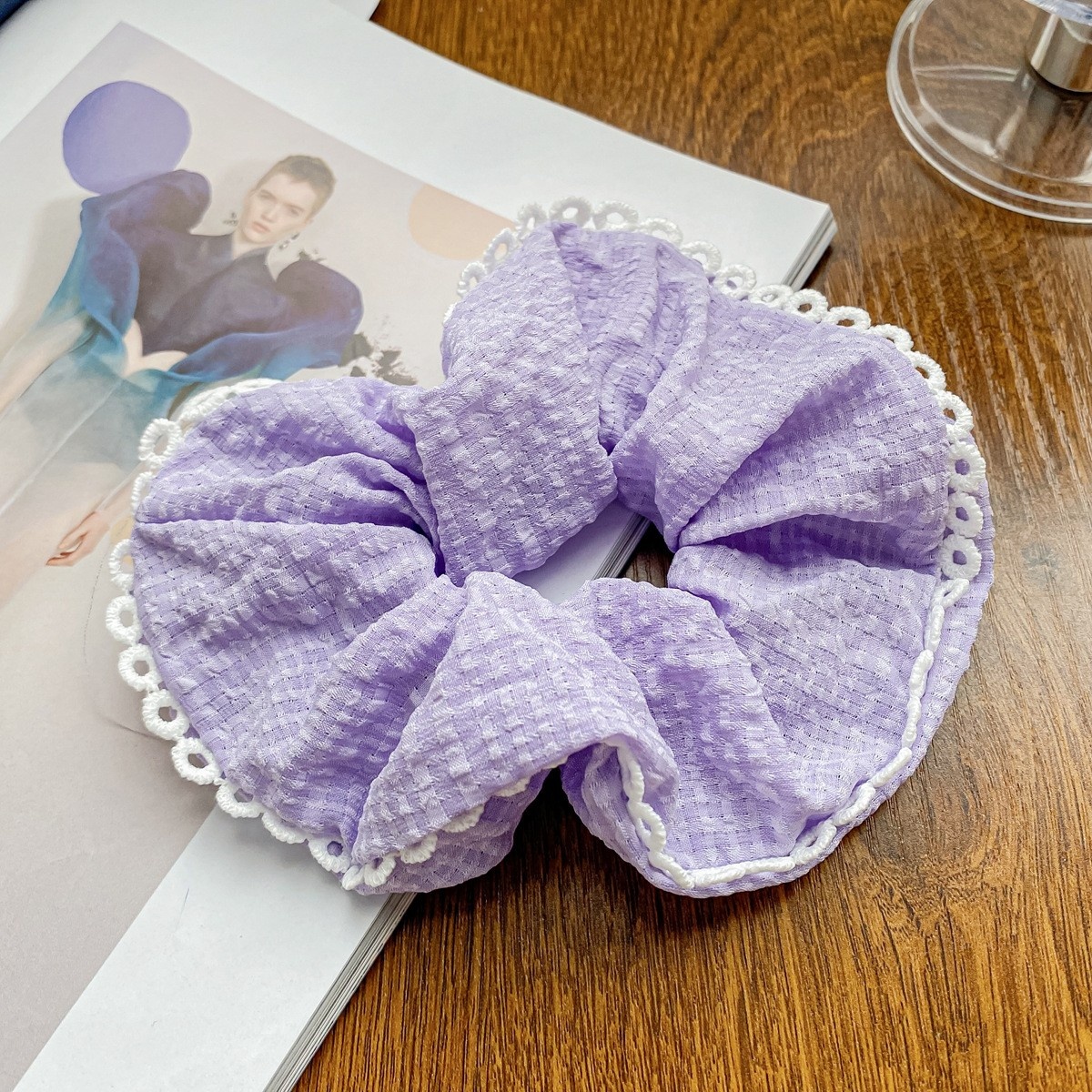 Women's Elegant Lace Trimmed Scrunchie Forest Style Cloth Hair Tie Hair Rope