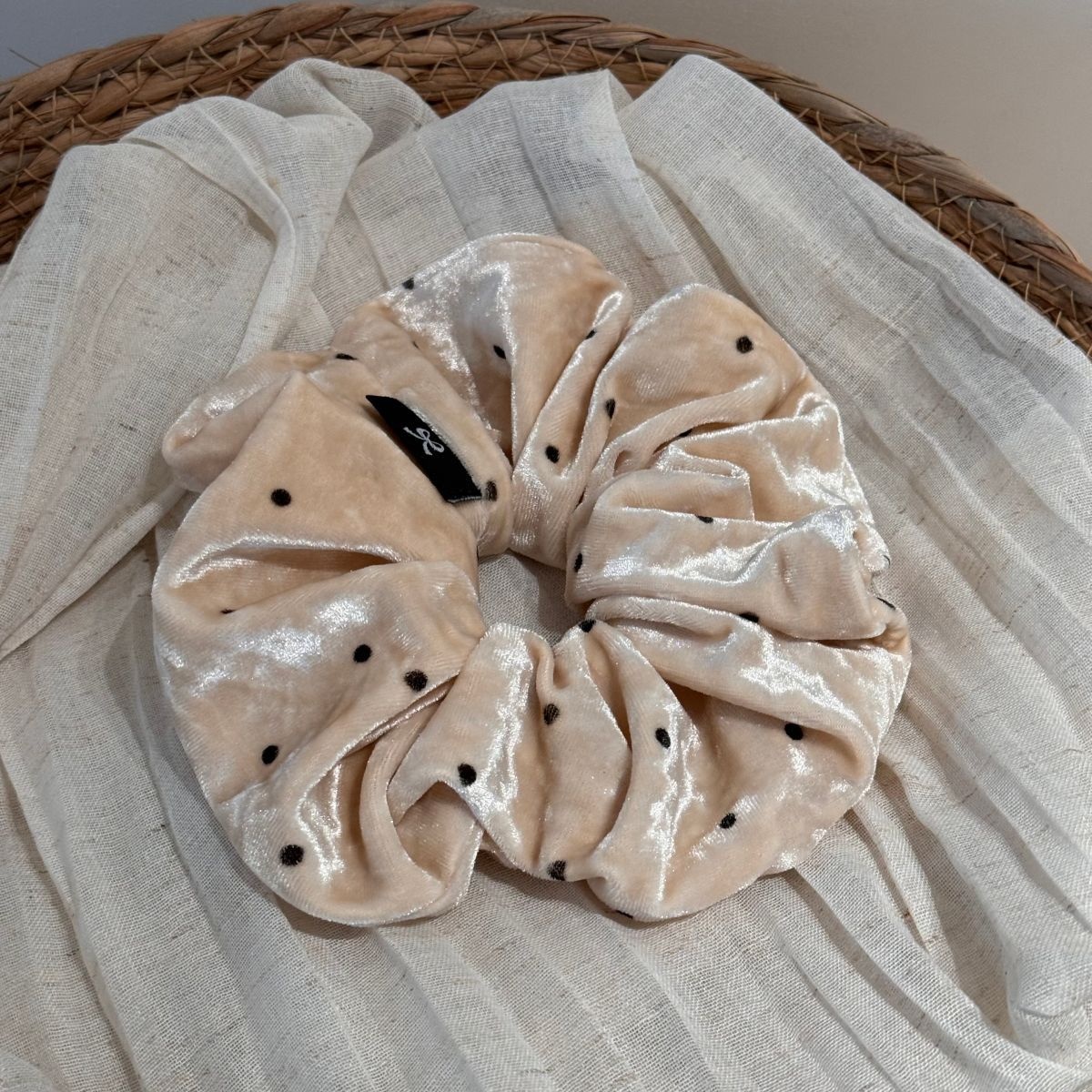 Women's Velvet Polka Dot Sponge Headband Autumn Winter Hair Accessories