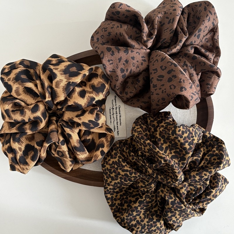 Women's Lazy Hair Bun Maker Cloth Elastic Headband Vintage Leopard Print