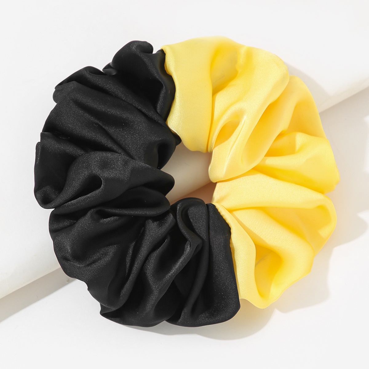 Women's Cute Handmade Cloth Hair Tie For Daily Wear Solid Color