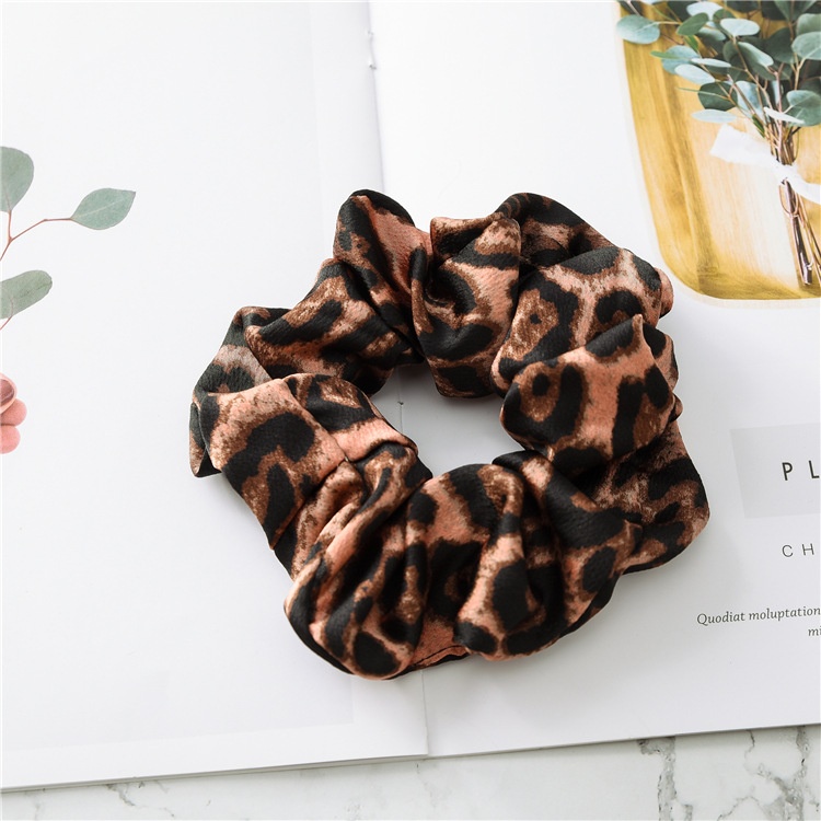 Women's Korean Style Daily Cloth Hair Scrunchie Leopard Print