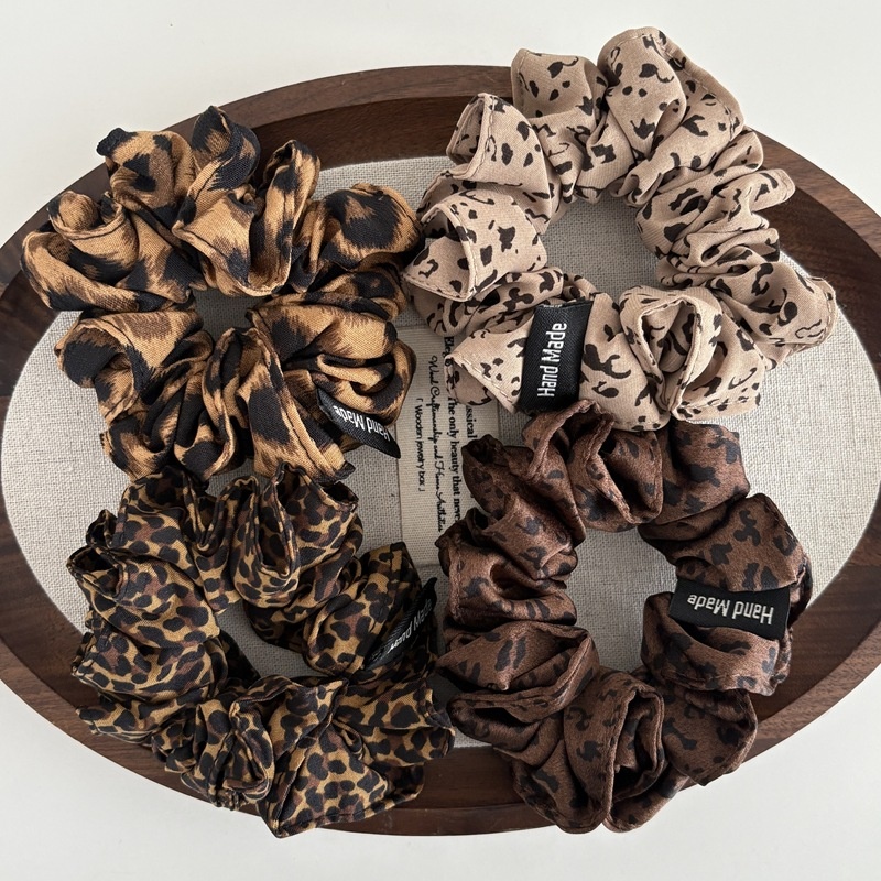 Women's Autumn Winter Fabric Scrunchie Hair Accessories Leopard Print