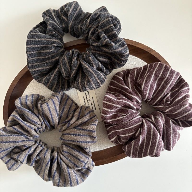 Women's Everyday Spring Knit Hair Tie Scrunchie Dark Grey Stripe