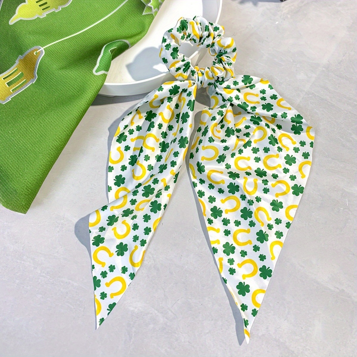 Women's St. Patrick's Day Fabric Bow Hairband Green Shamrock Clover