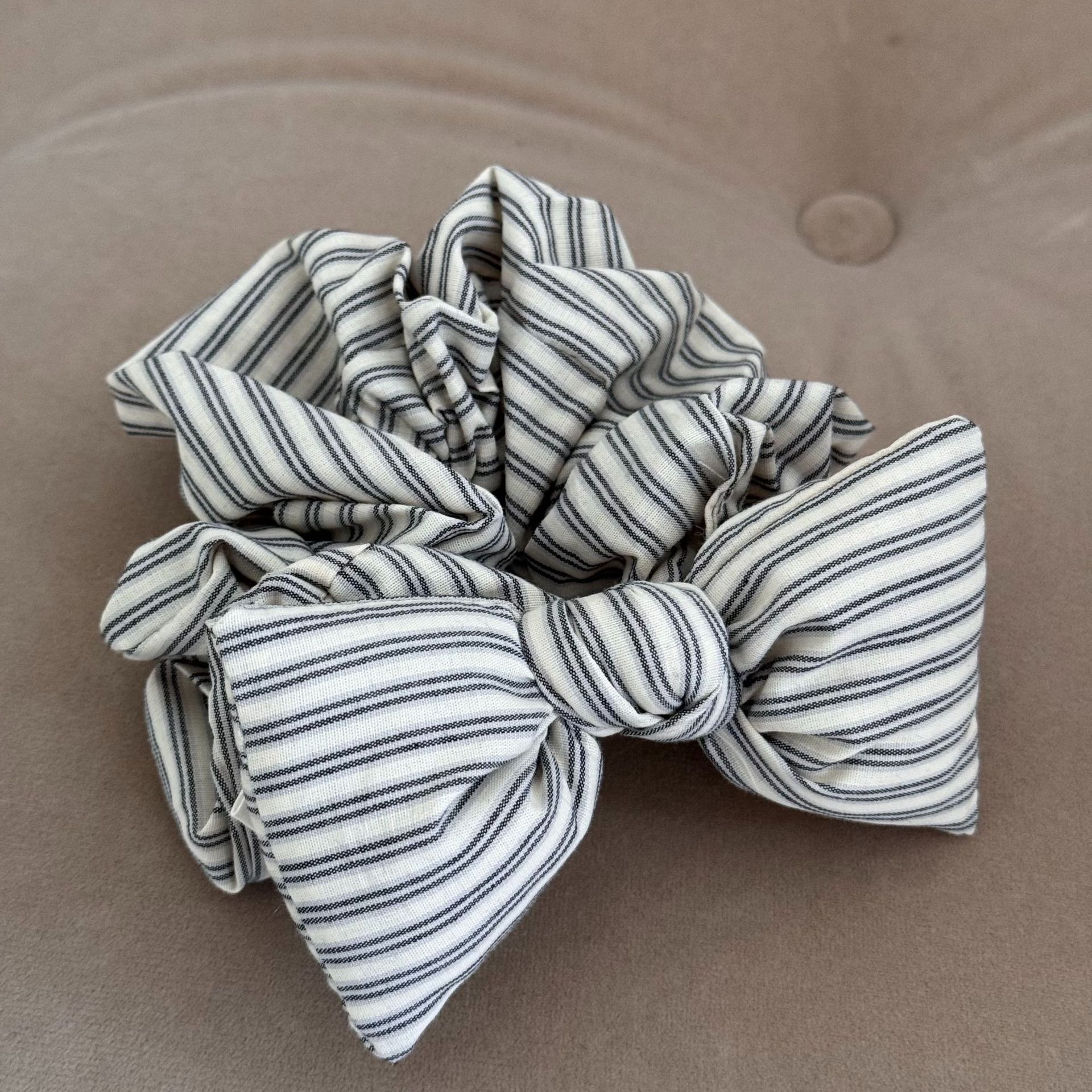 Women's Elegant Plaid 3D Bow Hair Tie High-End Sponge Cloth Head Rope