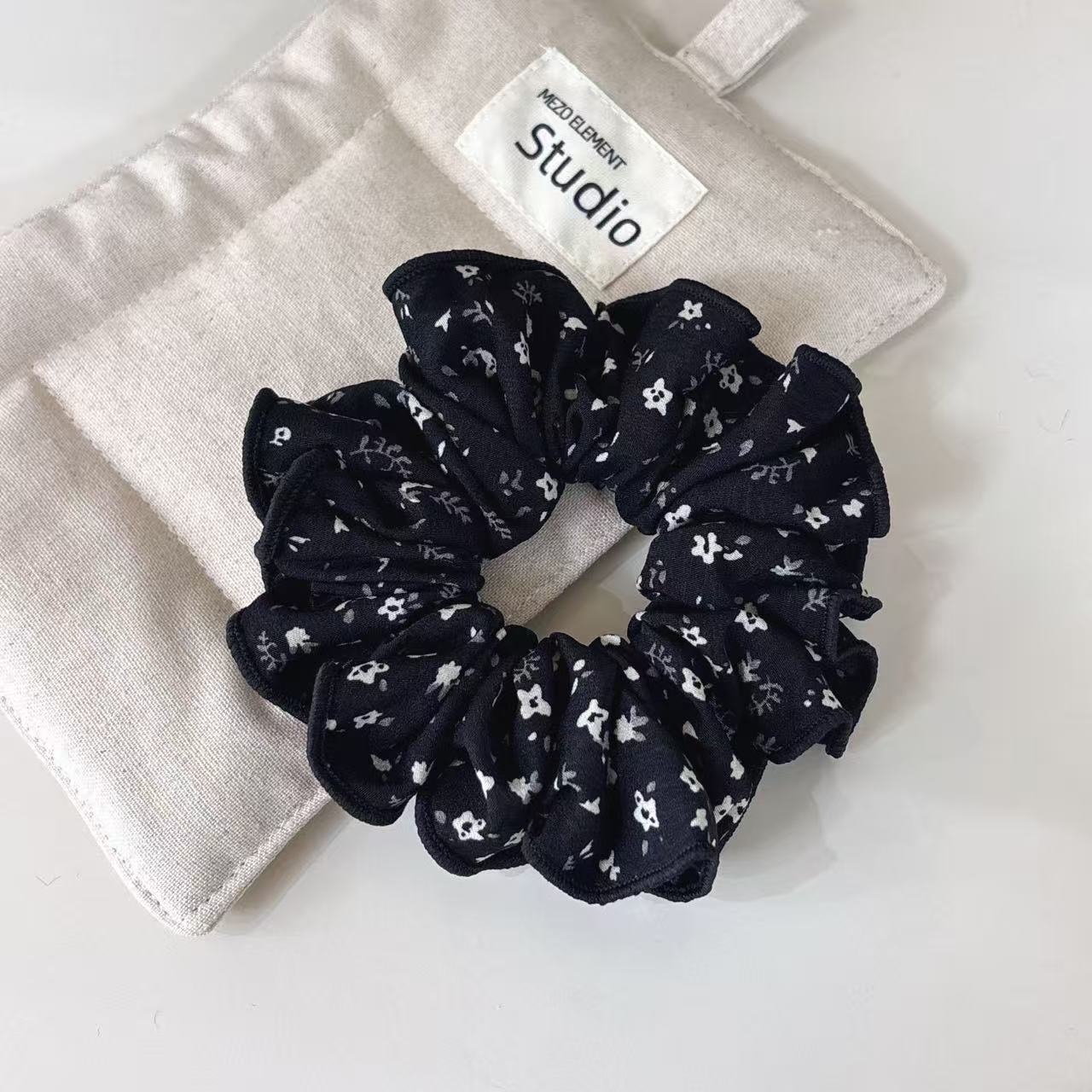 Women's Versatile Cotton Hair Scrunchies Ditsy Floral & Solid Color