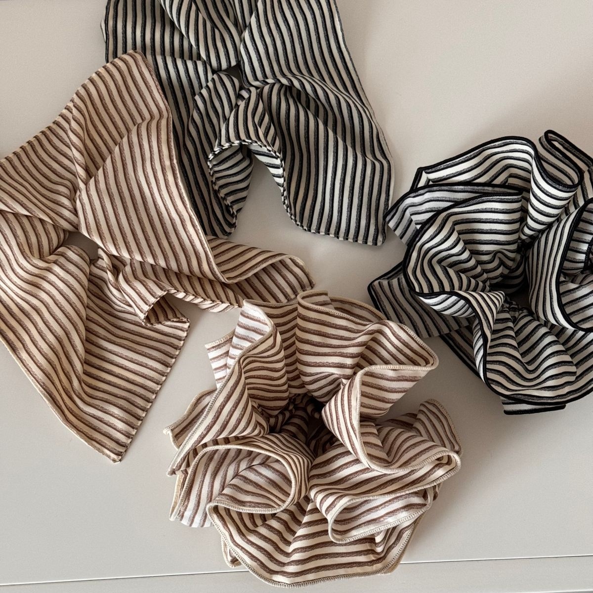 Women's Everyday Retro Cloth Hair Tie Accessory Black & White Striped