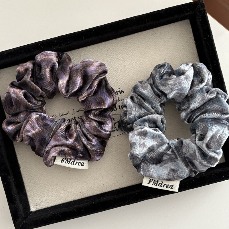 Women's Spring Retro Velvet Hair Tie Scrunchie Purple Leopard Print