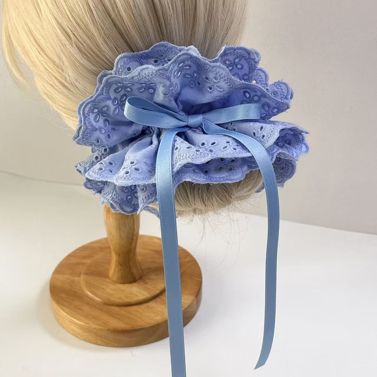 Women's Large Elastic Ponytail Hair Ties Sweet 4-Layer Pleated Lace