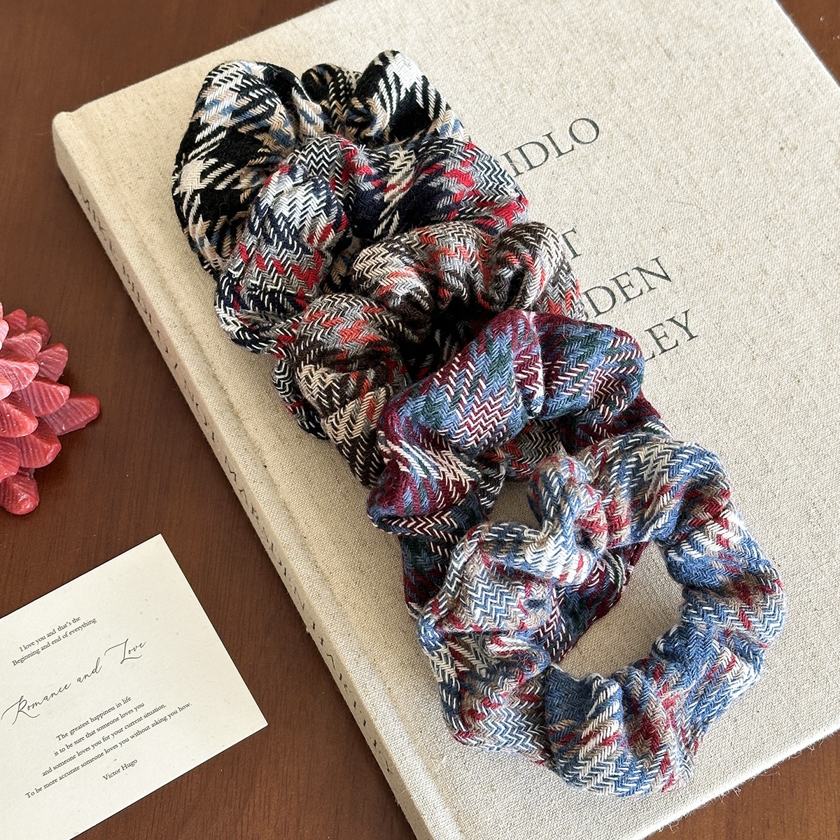 Women's Autumn Winter Polyester Hair Tie Classic Black & Red Plaid