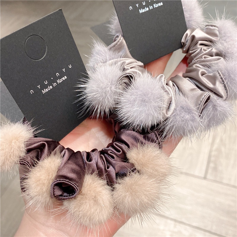 Women's Sweet Plush Fluffy Ball Hair Tie Autumn Winter Soft Hairband
